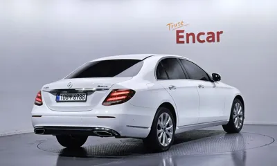 Mercedes-Benz E-Class 2018, 47704 км, за 29800000 KRW
