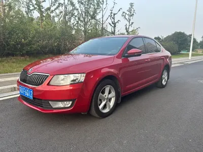 Skoda Octavia 2015, 150000 км, за 22500 CNY