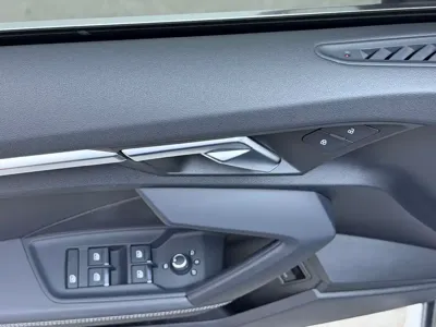 Audi A3 2022, 33000 км, за 153800 CNY