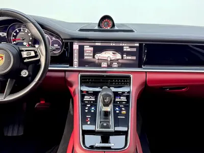 Porsche Panamera 2021, 80000 км, за 658000 CNY - фото 22
