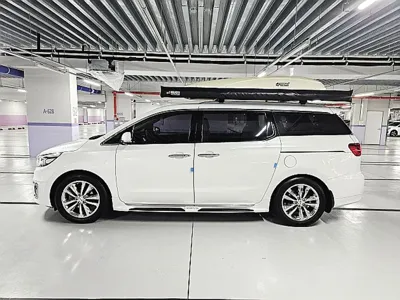 Kia Canival 2017, 140564 км, за 13000000 KRW
