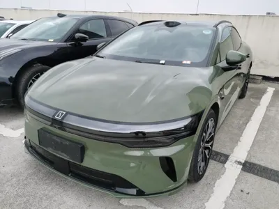 Zeekr 007GT · 2025 год