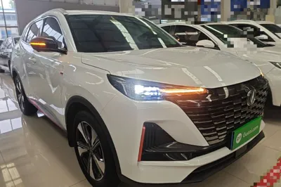 Changan CS55PLUS 2022, 35200 км, за 66548.09 CNY
