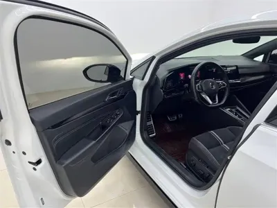 Volkswagen Golf 2022, 64000 км, за 118800 CNY - фото 9