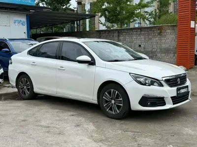 Peugeot 308 2018, 108000 км, за 28800 CNY - фото 1