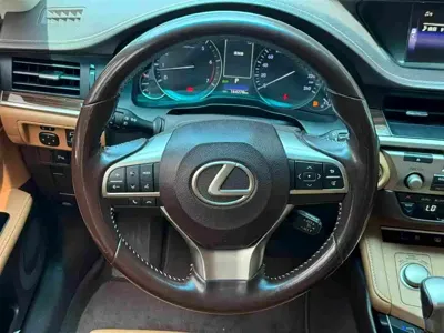 Lexus ES 2017, 150000 км, за 86800 CNY - фото 6