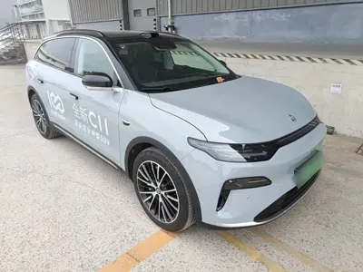 Leapmotor Leapmotor C11 2026, 2700 км, за 129000 CNY