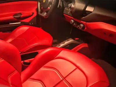 Ferrari 488 2017, 30000 км, за 1598800 CNY