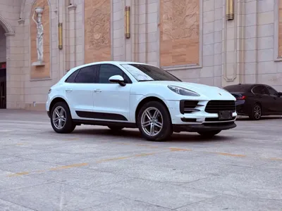 Porsche Macan 2019, 148000 км, за 148000 CNY