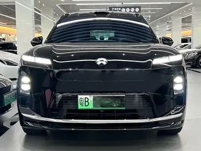 Nio ES8 2025, 8000 км, за 259800 CNY