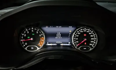 Jeep Renegade 2019, 20229 км, за 12500000 KRW - фото 8
