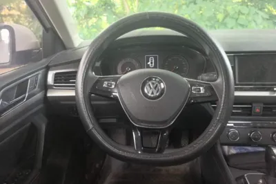 Volkswagen Lavida 2019, 40100 км, за 57733.41 CNY - фото 8