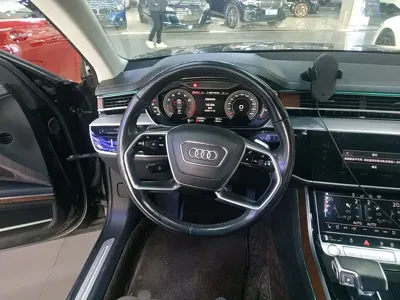 Audi A8 2019, 129900 км, за 299200 CNY - фото 7