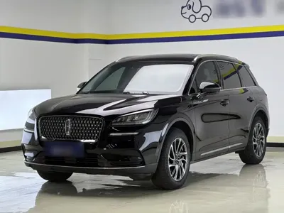 Lincoln Corsair 2022, 89200 км, за 102100 CNY