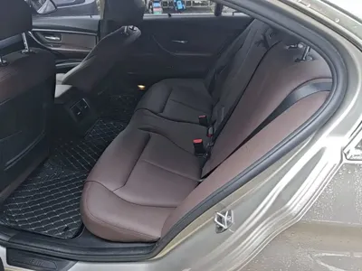 BMW 3 Series 2019, 90300 км, за 80300 CNY - фото 17