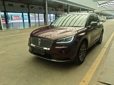 Lincoln Corsair 2022, 66500 км, за 92100 CNY - фото 1