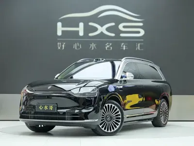 AITO 问界 AITO M9 · 2025 год