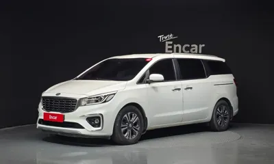Kia Canival · 2019 год