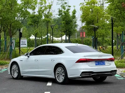 Audi A7L 2023, 38000 км, за 218000 CNY - фото 10