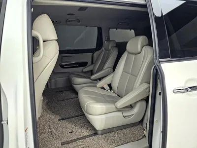 Kia Canival 2019, 130970 км, за 14500000 KRW - фото 9
