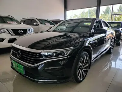 Volkswagen Passat · 2022 год