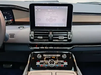 Lincoln Navigator 2022, 24000 км, за 638000 CNY - фото 20