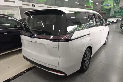 GAC Trumpchi E8 New Energy 2024, 40000 км, за 154323.2 CNY - фото 6