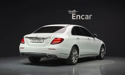 Mercedes-Benz E-Class 2018, 96769 км, за 23200000 KRW