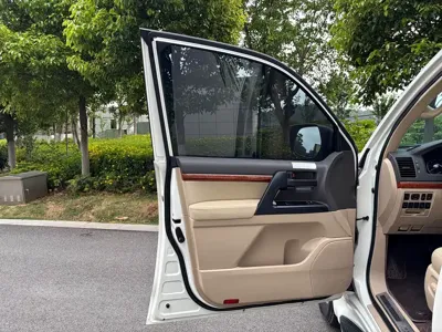 Toyota Land Cruiser 2015, 191000 км, за 296000 CNY - фото 25