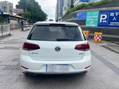 Volkswagen Golf 2020, 80000 км, за 56800 CNY - фото 4