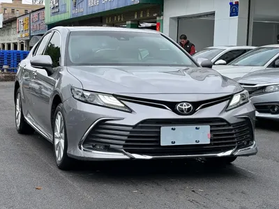 Toyota Camry 2023, 32000 км, за 120800 CNY