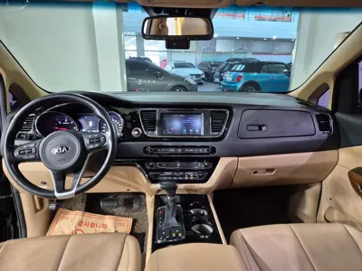 Kia Canival 2017, 226714 км, за 12900000 KRW - фото 7