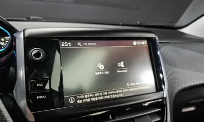 Peugeot 2008 2018, 118941 км, за 6900000 KRW - фото 13
