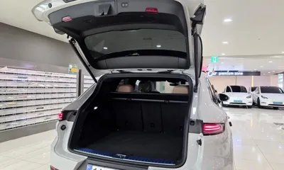 Porsche Cayenne 2025, 11990 км, за 145900000 KRW - фото 8