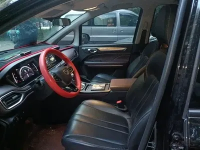 GAC Motor Trumpchi M6 2023, 65400 км, за 69300 CNY - фото 16