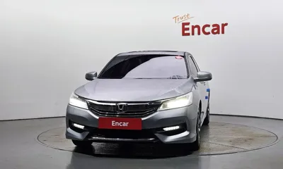 Honda Accord 2017, 105965 км, за 12990000 KRW