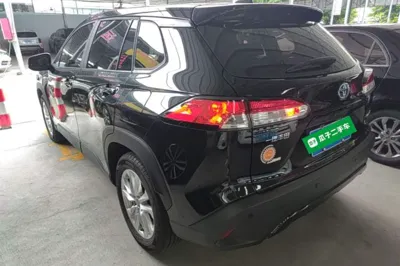 Toyota Corolla Cross 2023, 13899 км, за 103921.5 CNY