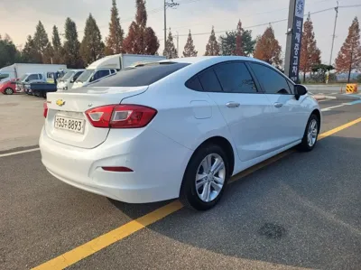ChevroletGMDaewoo Cruze 2017, 80000 км, за 6500000 KRW
