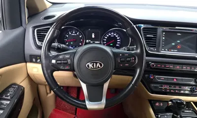 Kia Canival 2016, 144375 км, за 11490000 KRW - фото 13