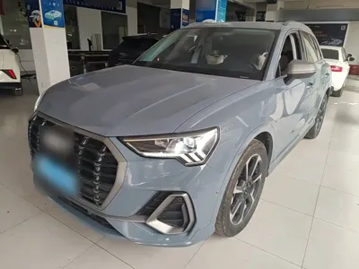 Audi Q3 · 2022 год