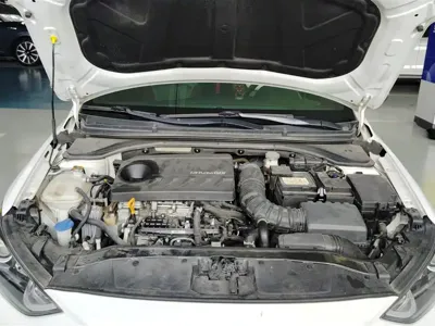 Hyundai Elantra 2016, 128200 км, за 25000 CNY - фото 10