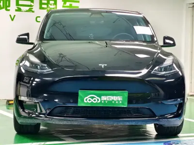 Tesla Model Y 2023, 50000 км, за 169899 CNY
