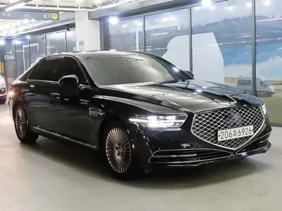 Genesis G90 · 2019 год