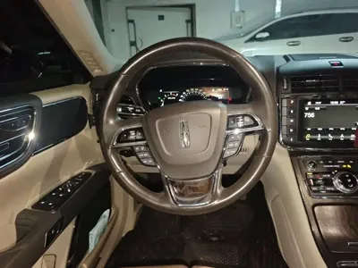 Lincoln Continental 2018, 120399 км, за 71100 CNY - фото 11