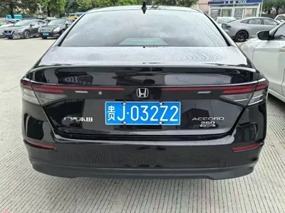 Honda Accord 2025, 20000 км, за 98800 CNY