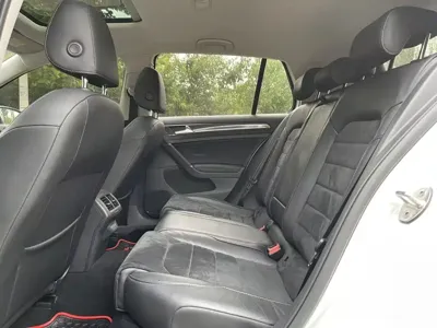 Volkswagen Golf 2018, 75800 км, за 65100 CNY - фото 4
