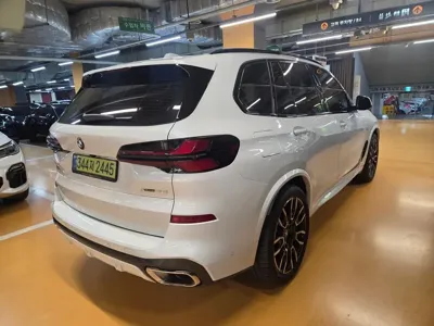 BMW X5 2025, 8100 км, за 129500000 KRW