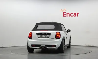 MINI Cooper Convertible 2018, 63344 км, за 18500000 KRW