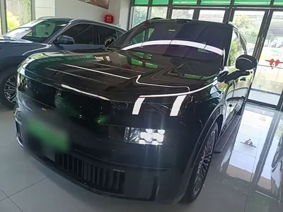 Lynk & Co 900 · 2025 год