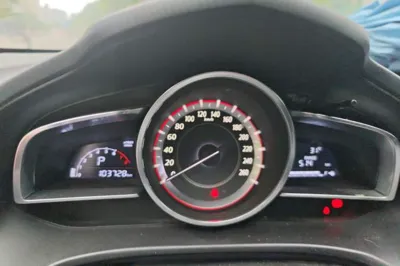 Mazda Mazda 3 Axela 2016, 103700 км, за 45423.23 CNY - фото 8